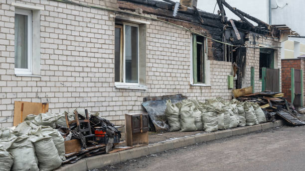 24/7 Emergency Smoke Damage Removal experts in Benavides, TX